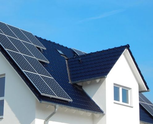 Photovoltaik Bad Homburg - Solaranlage auf Dach eines Hauses